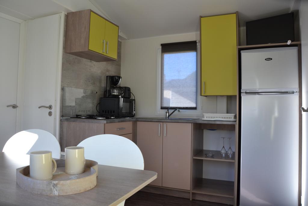 Hotel Camping La Mare Aux Fees Roquefeuil Exteriér fotografie