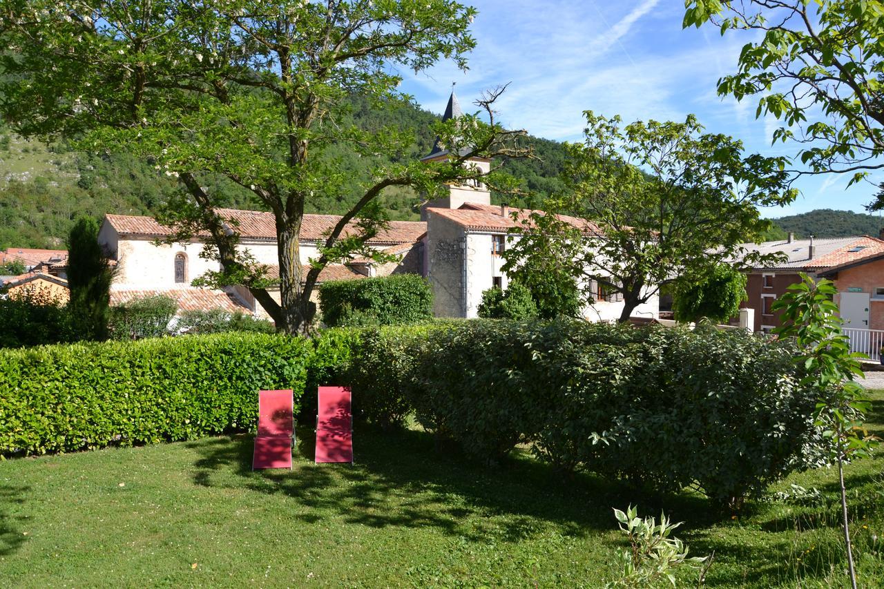 Hotel Camping La Mare Aux Fees Roquefeuil Exteriér fotografie